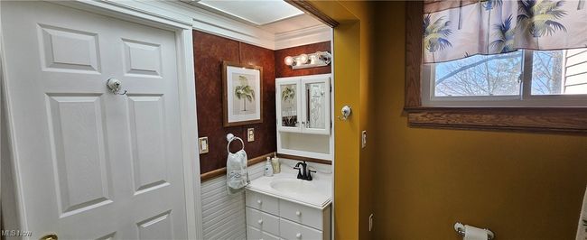 150 E South St, House other with 5 bedrooms, 3 bathrooms and null parking in Cadiz OH | Image 26