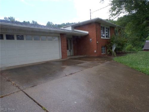 1617 Missouri Run Road, Parkersburg, WV, 26101 | Card Image