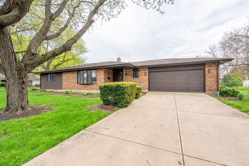 765 Algona Avenue, Elgin, IL, 60120 | Card Image
