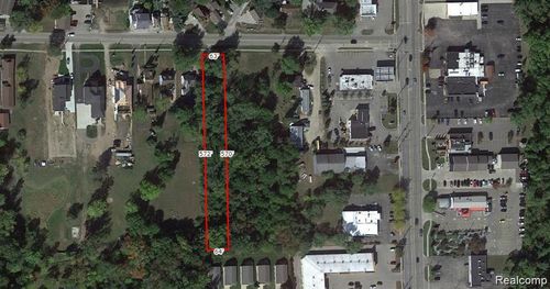 2041 S Long Lake Rd, FENTON, MI, 48430-1453 | Card Image