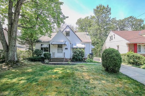 1752 Brainard Rd, Lyndhurst, OH, 44124-3041 | Card Image