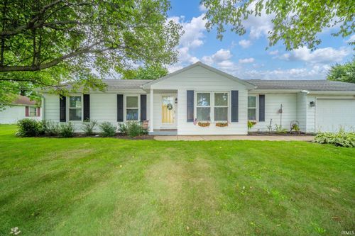 124 Bess Blvd, Pendleton, IN, 46064-8804 | Card Image