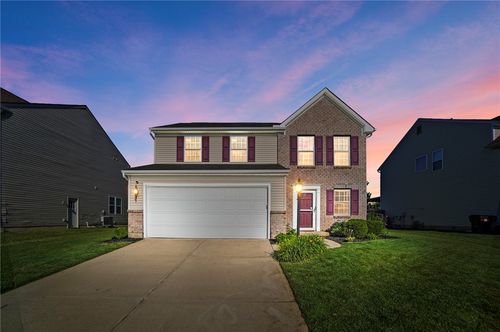 2371 Barnard Dr, Fairborn, OH, 45324-2192 | Card Image