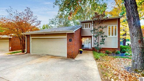 26 Meadow Links Dr, Paducah, KY, 42001-9738 | Card Image