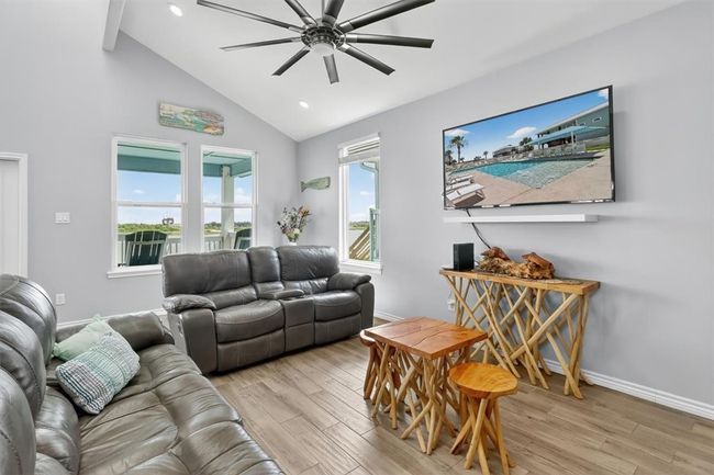 396 Paradise Pointe Dr, House other with 4 bedrooms, 3 bathrooms and null parking in Port Aransas TX | Image 7