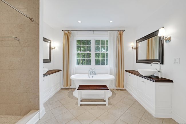 19 Maplecrest Dr, House other with 4 bedrooms, 3 bathrooms and null parking in Danbury CT | Image 29