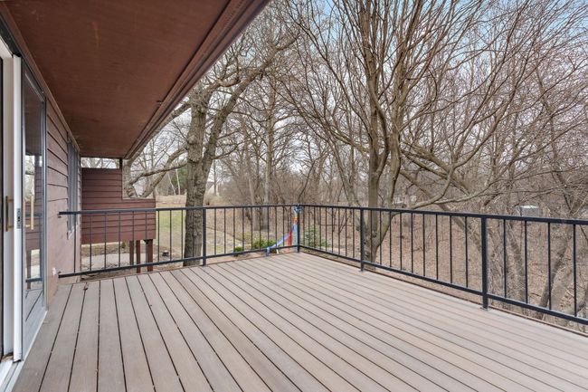 Enjoy summer evenings on the deck with the birds chirping! | Image 17
