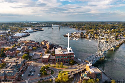 ste-4i-1 Harbour Pl, Portsmouth, NH, 03801-3994 | Card Image