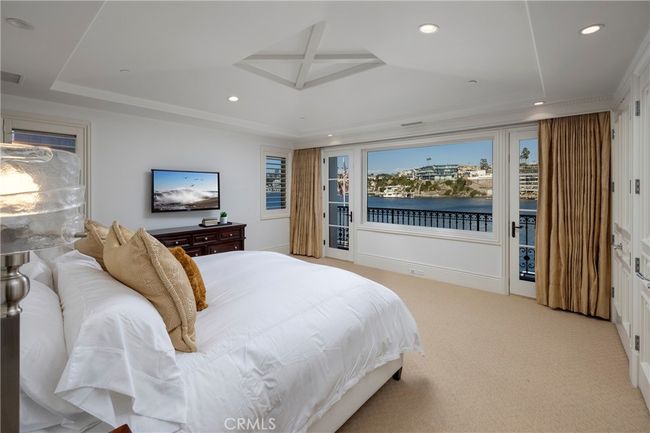 2258 Channel Rd, House other with 7 bedrooms, 9 bathrooms and 3 parking in Newport Beach CA | Image 32