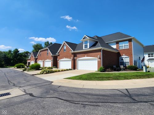 16316 Meadowlands Ln, Westfield, IN, 46074-8439 | Card Image