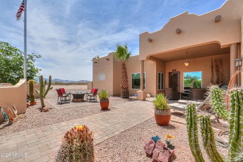 2016 N Jakobs Ln, Maricopa, AZ, 85139-6385 | Card Image