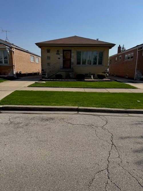 4517 W 65th St, Chicago, IL, 60629-5553 | Card Image