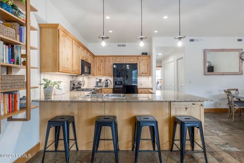 apt-g5-1646 Fox Hollow Ln, Park City, UT, 84098-7973 | Card Image