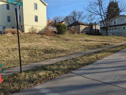 607-601 Southwest Ave, Greensburg, PA, 15601-4229 | Card Image