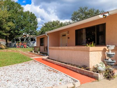 907 Hickory Road, House other with 3 bedrooms, 2 bathrooms and null parking in Ocala FL | Image 3