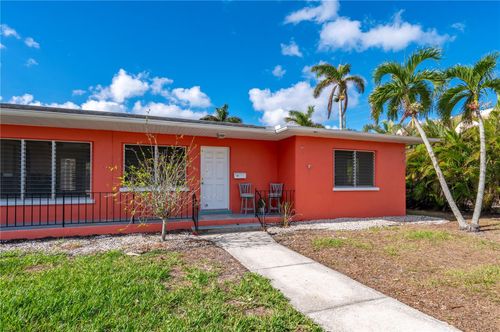 303 Gill St, PUNTA GORDA, FL, 33950-4809 | Card Image