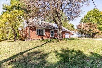 203 Olive Street, House other with 4 bedrooms, 3 bathrooms and null parking in Windsor MO | Image 3