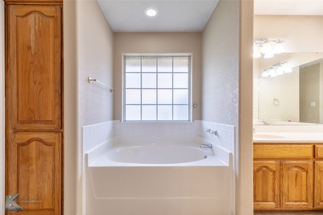 5402 Willow View Rd, House other with 3 bedrooms, 2 bathrooms and null parking in Abilene TX | Image 18