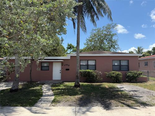 1100 Ne 151st Ter, North Miami Beach, FL, 33162-5829 | Card Image