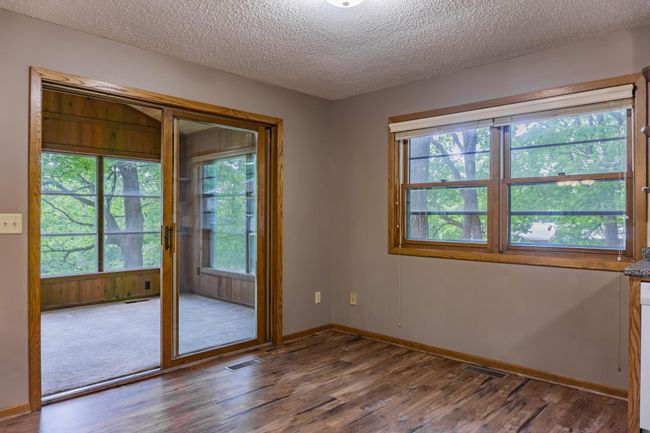 5200 Dahlgren Rd, House other with 4 bedrooms, 2 bathrooms and null parking in Chaska MN | Image 14