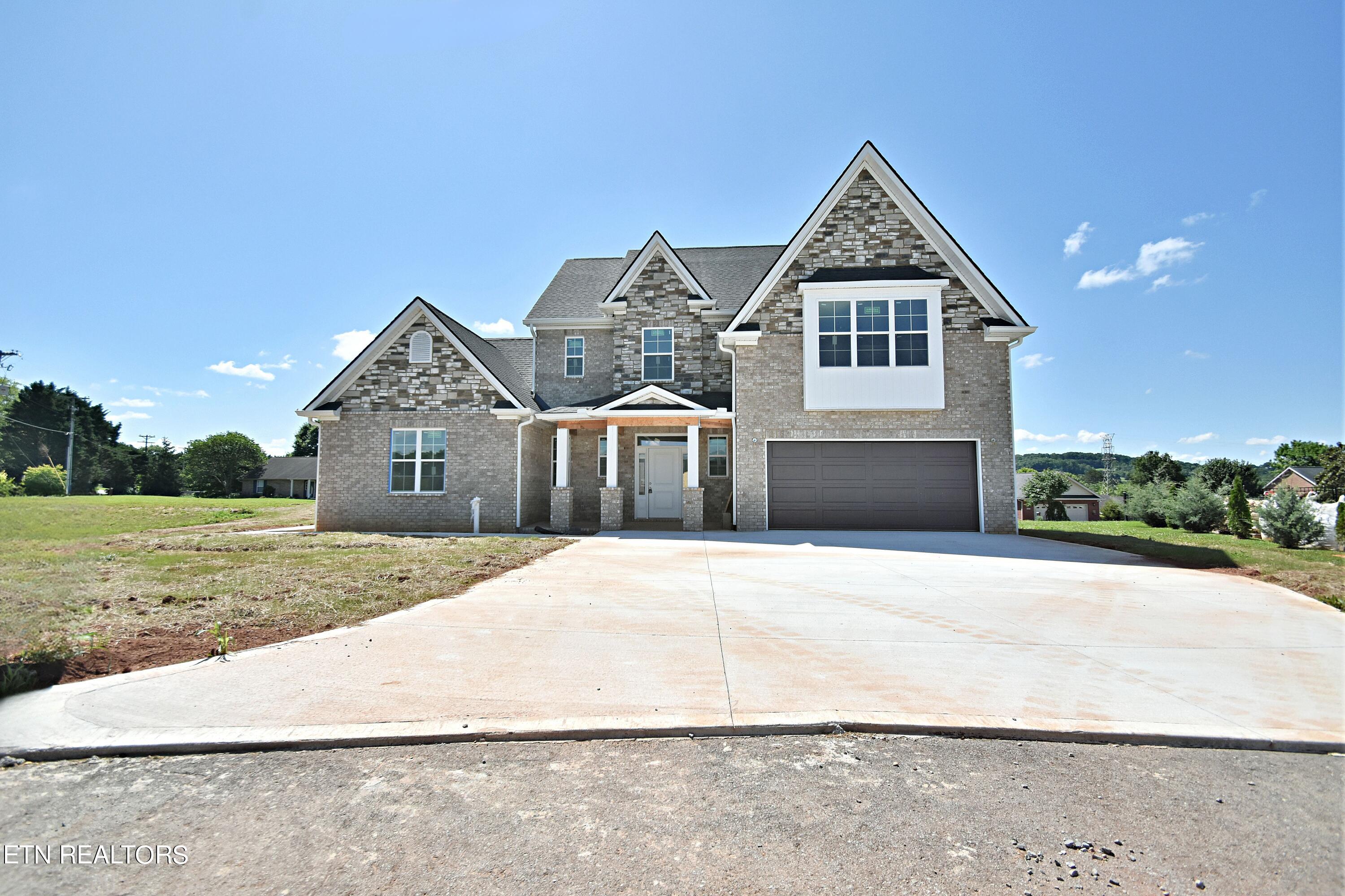 Belle Maison Ln, Knoxville, TN 37920