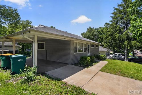 7748 Paddington Dr, Saint Louis, MO, 63121-1334 | Card Image