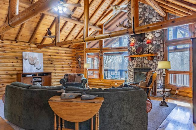 8695 Old Highway 169 Blvd, House other with 3 bedrooms, 3 bathrooms and null parking in Jordan MN | Image 15