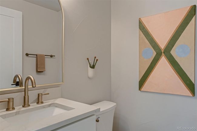 2040 W 45 Th Ave, House other with 3 bedrooms, 4 bathrooms and 2 parking in Denver CO | Image 14
