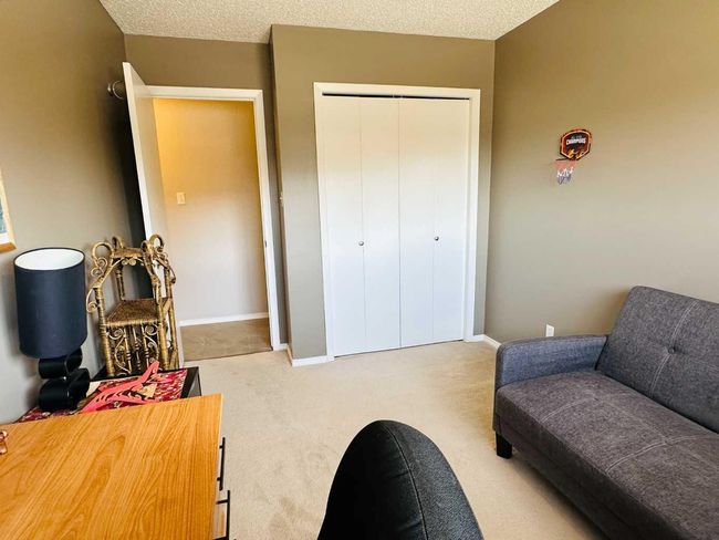 5615 46 Street, House other with 4 bedrooms, 3 bathrooms and 5 parking in Taber AB | Image 21