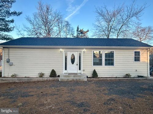 1424 Monmouth, Toms River, NJ, 08757 | Card Image
