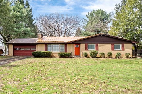 4742 Cherimoya Ave, Akron, OH, 44319-4502 | Card Image