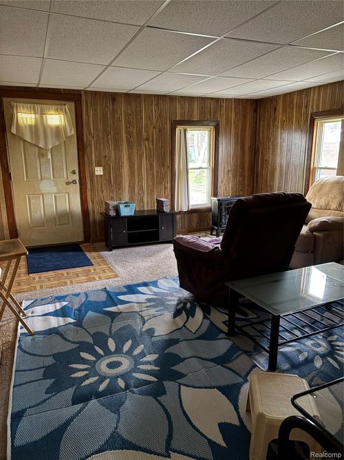 15151 Drysdale Street, Southgate, MI, 48195 | Card Image