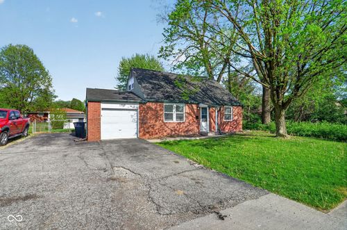 1717 S 9th Ave, Beech Grove, IN, 46107-2602 | Card Image