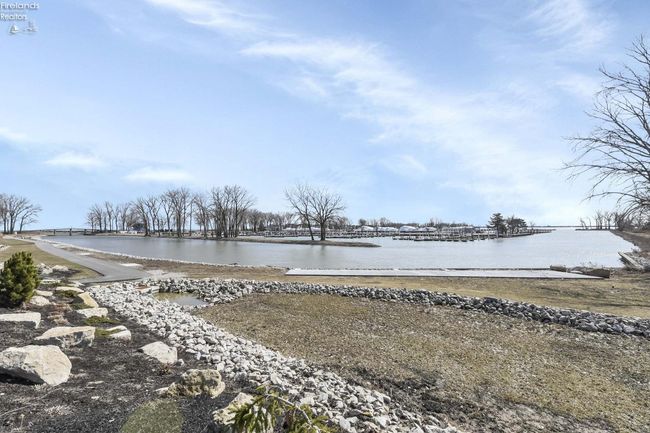 10850 E Bayshore Rd, House other with 3 bedrooms, 2 bathrooms and 1 parking in Marblehead OH | Image 41