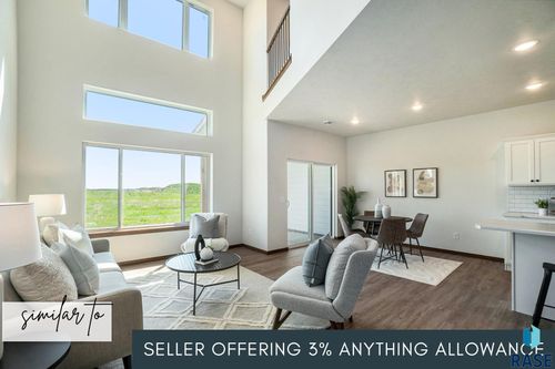 5717 E Marley Pl, Sioux Falls, SD, 57108-8882 | Card Image