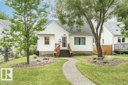 10507 67 Ave Nw, Edmonton, AB, T6H1Z4 | Card Image