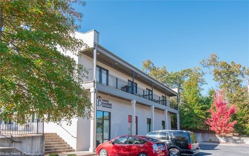 204-2131 N Crossover Rd, Fayetteville, AR, 72703-4569 | Card Image