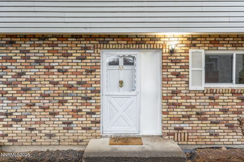 63 Smithridge Park, Reno, NV, 89502-5716 | Card Image