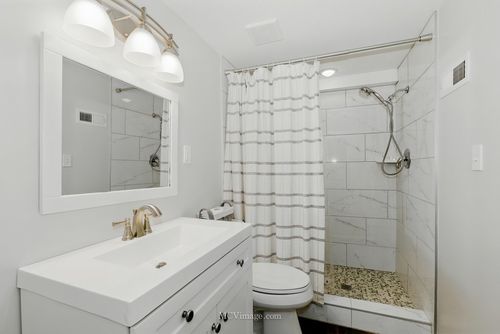 16719 Olcott Ave, Tinley Park, IL, 60477-2453 | Card Image