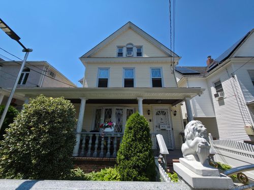 10648 97th St, Ozone Park, NY, 11417-2102 | Card Image