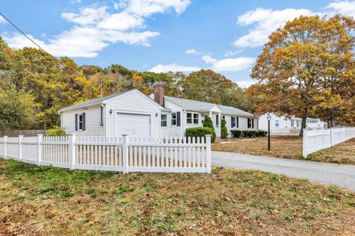 2 Candlewood Ln, West Yarmouth, MA, 02673-3635 | Card Image