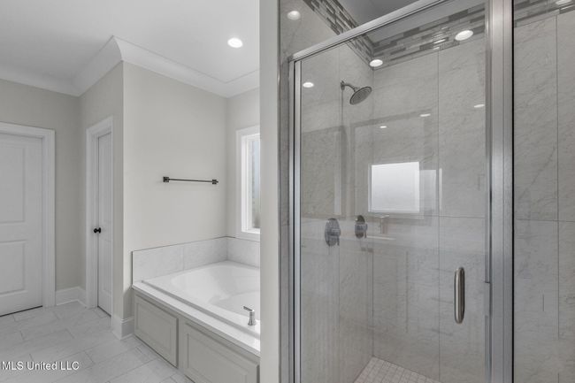 41-web-or-mls-202 Lizzy-46 | Image 40