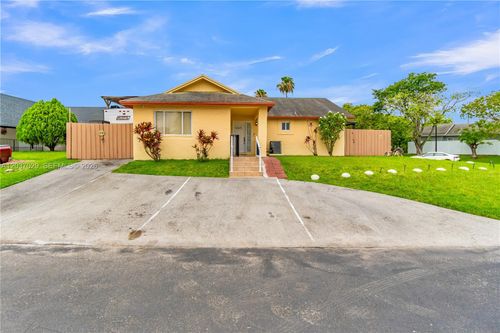 13572 Sw 285th Ter, Homestead, FL, 33033-1916 | Card Image