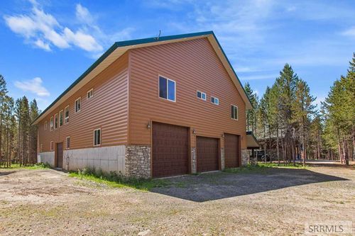 4460 Brodys Cv, Island Park, ID, 83429-1206 | Card Image