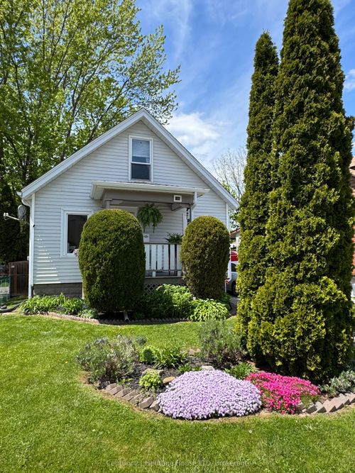 87 Margery Rd, Welland, ON, L3B2P7 | Card Image