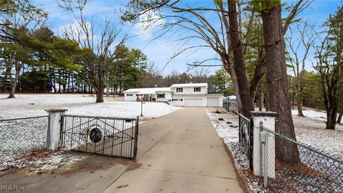 1685 Jackson Rd, Zanesville, OH, 43701-7979 | Card Image