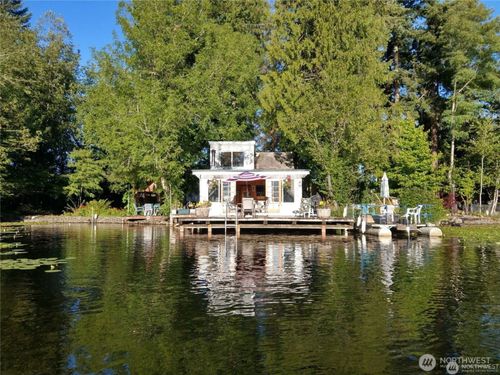 1111 Lake Sawyer Rd Se, Black Diamond, WA, 98010 | Card Image