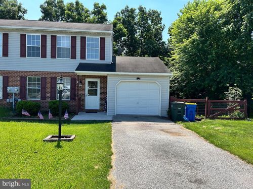 2029 Wyatt Cir, DOVER, PA, 17315-3675 | Card Image