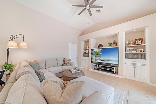 1032 Tivoli Ln, NAPLES, FL, 34104-0830 | Card Image