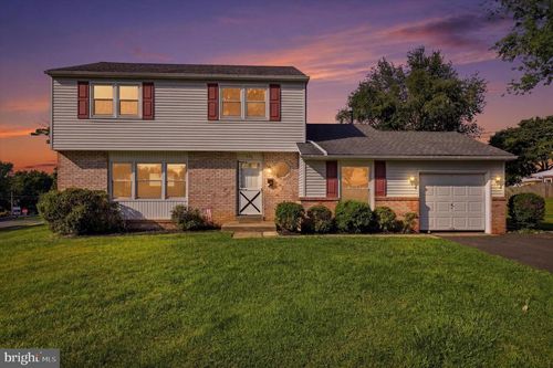 450 Coldspring Rd, SOUTHAMPTON, PA, 18966-3567 | Card Image